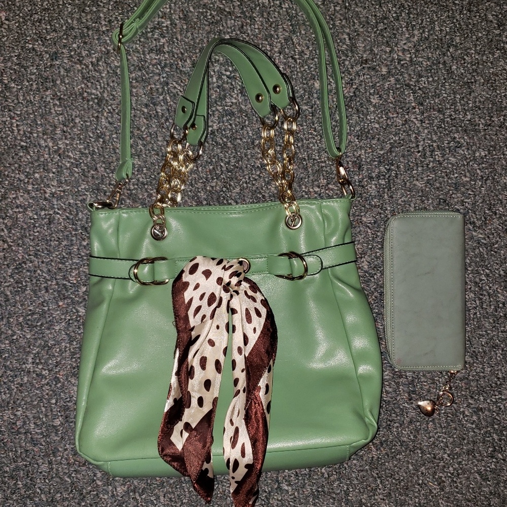 Purses & Wallets - Picture 5 of 5